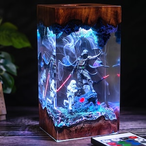 Lámpara diorama del Tirano Oscuro, lámpara de escritorio de resina de Galaxy Wars, luz nocturna para decoración del hogar, regalo para él, luz para sala de juegos, regalo de Navidad, regalo de Halloween