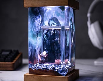 Horror Resin Lamp with Ghost Mask Figure, Creepy Halloween Night Light, Spooky Gothic Home Decor, Gift for Father,Gothic Back to School Gift