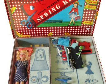 1952 Young Traveler's Sewing Kit, Toy Doll Clothes Sewing Kit, MId Century Little Girl Toy, Collectible Toy for Display, Gift for Seamstress
