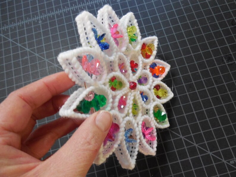 Kitch Fun Plastic Bead Suncatcher / Christmas Ornament Etsy