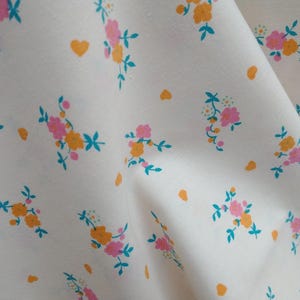 Floral Sprays Fabric Remnant: Peachy Ecru Poly Cotton Blend, 45&quot; Wide