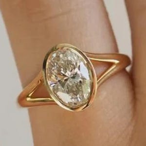 Oval Moissanite Engagement Ring, Oval Bezel Ring, Split Shank Ring, Oval Solitaire Wedding Ring, 14K Solid Gold Anniversary Ring.