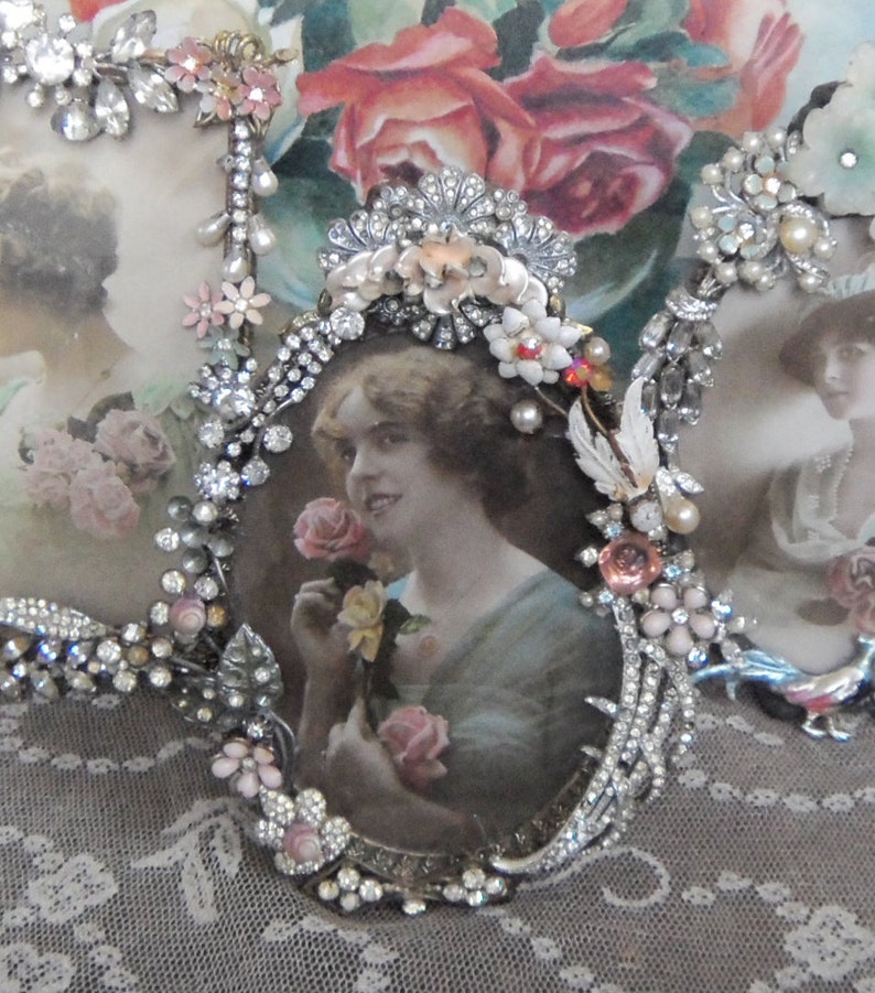Shabby Romantic Chic Oval JEWELED PICTURE FRAME Vintage Etsy Shabby Romantic Chic Oval JEWELED PICTURE FRAME Vintage Etsy