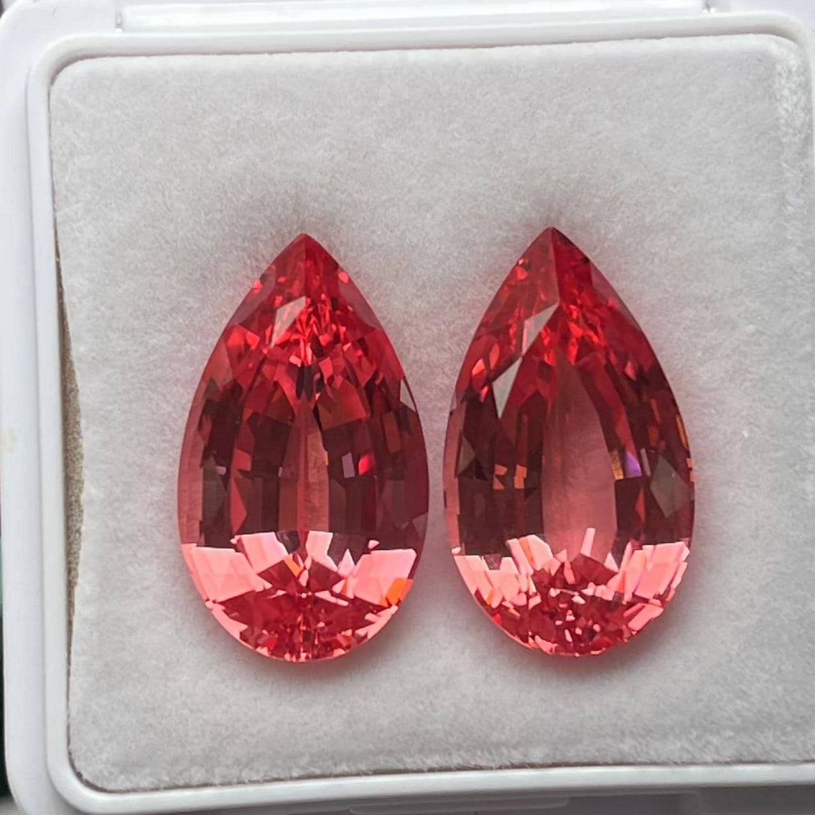 Pendentif Saphir Padparadscha 11 Carats – Argent 925, Forme Poire, Certifié AGSL – Sri Lanka