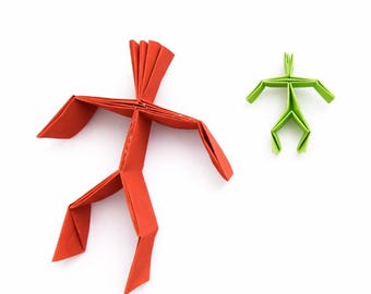 Sting Figurine Origami | Traditional Hand-Folded Origami Animal | Handmade Paper Art Decor | Eco-Friendly Gift | Ready to Ship