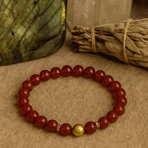 Carnelian Round Bracelet | 8 mm Carnelian Healing Crystal Jewelry for Courage, Vitality, Protection & Creativity | Inner Strength, Passion