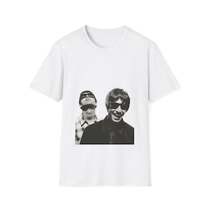 Retro Band Graphic T-Shirt, Vintage Oasis Tee, Unisex Music Apparel, Casual Streetwear, Gift for Music Lovers