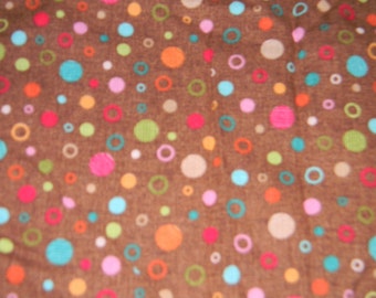 Drap housse Multicolered Circle et Dot berceau ou lit d'enfant en bas âge