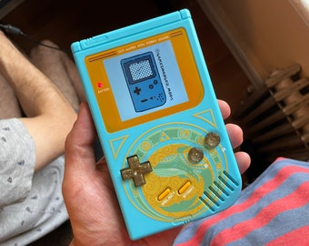 Custom IPS fullsize BACKLIT Zelda Nintendo Gameboy DMG and free game! with new housing, speaker, buttons, screen lens. Cool!