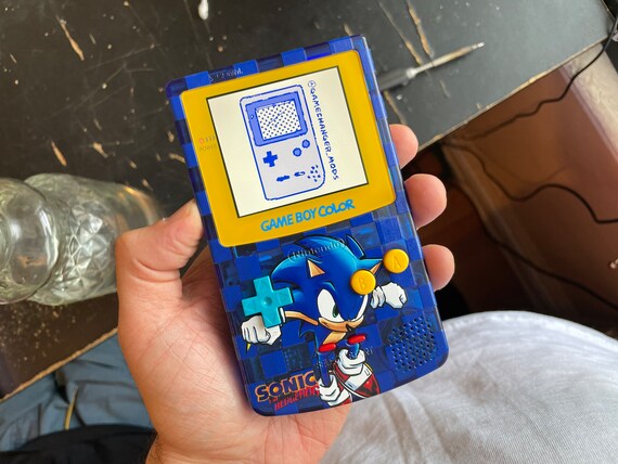 Sonic the Hedgehog on Gameboy Color GBC #gameboy #nintendo #gameboycolor  #gameboyadvance #sonic 