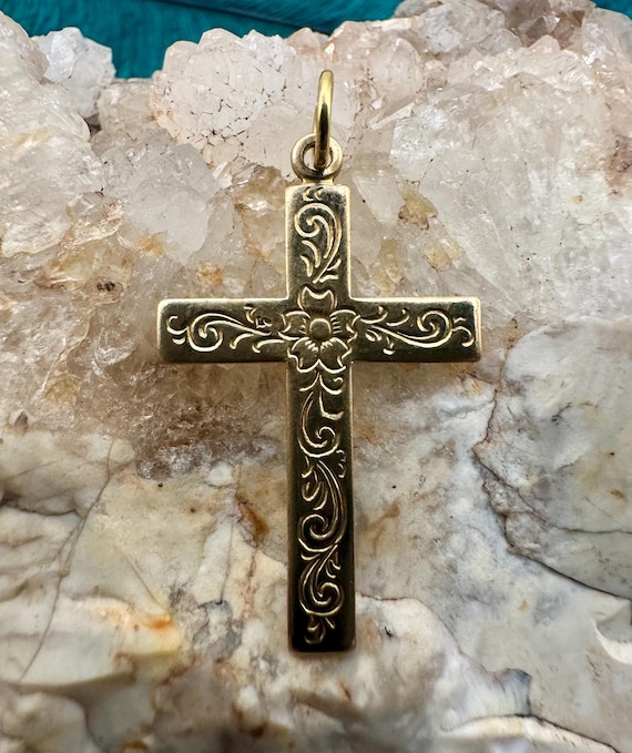 Vintage Raw Brass FLORAL SCROLL CROSS Charm For Necklace Pendant Earrings Bracelet Gold Stamping Gift Birthday Her Him Religious Bible