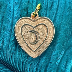 Vintage Raw Brass CELESTIAL MOON HEART Charm for Necklace Pendant Gold Stamping Jewelry Making Earrings Bracelet Lunar Crescent Love Witchy