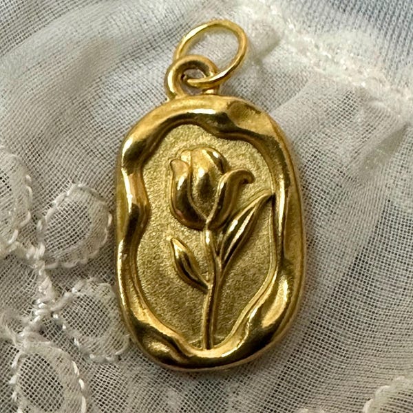 Colgante de flor de capullo de rosa de acero inoxidable, estilo victoriano vintage, dorado, para collar, suministros para hacer joyas de oro, romántico y grueso.