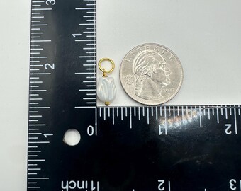 ヴィンテージスタイル ミルクガラス フラワー チューリップ チェコ