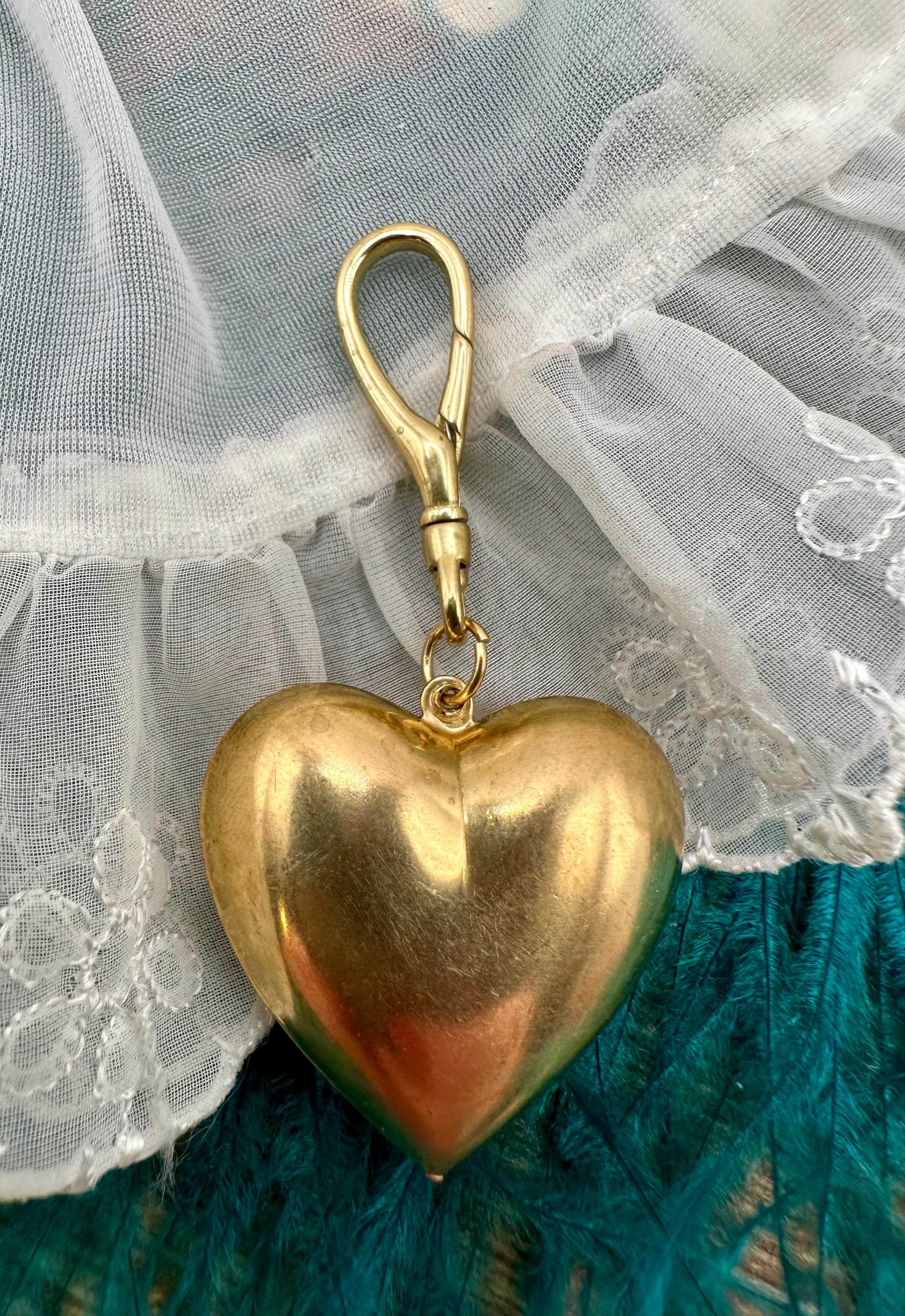 ❤️LIMITED 80s CHUNKY GOLD CHARM STATEMENT BELT PEARLS HEART COIN PERFUME BOTTLES Chanel Vintage Rare Perfume Bottle Chain Belt – Classic Coco  main image 4