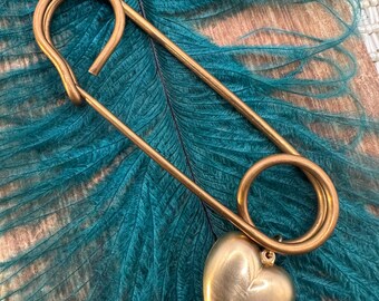 Vintage Raw Brass Big Kilt Safety Pin PUFFY HEART CHARM Pin Gold
