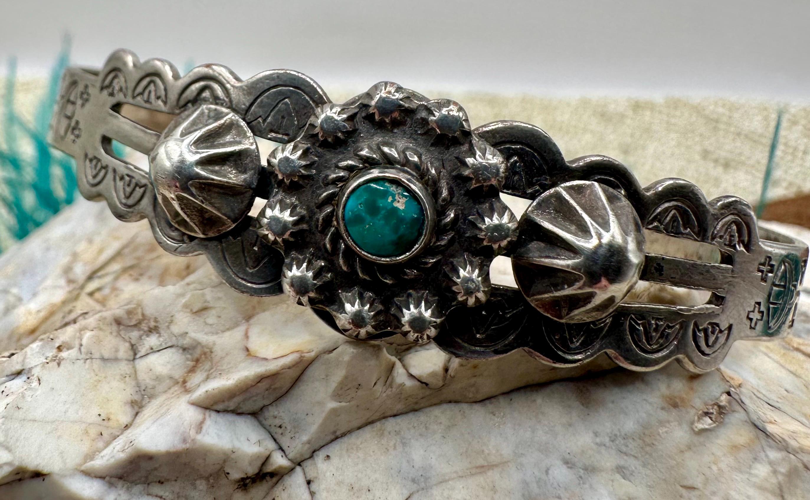 Vintage Fred Harvey Era Navajo STERLING TURQUOISE CUFF Bracelet 