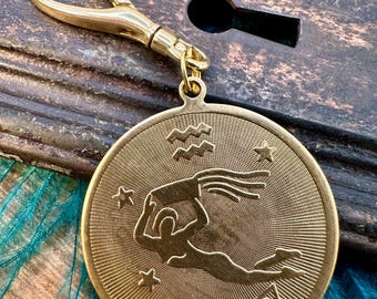 Vintage Rohe Messing BIG WASSERMANN Sternzeichen Geldbörse Charme Gold Geschenk für sie Schlüsselanhänger Clip auf Charms Schmuck Drehverschluss Tasche Konstellation himmlisch