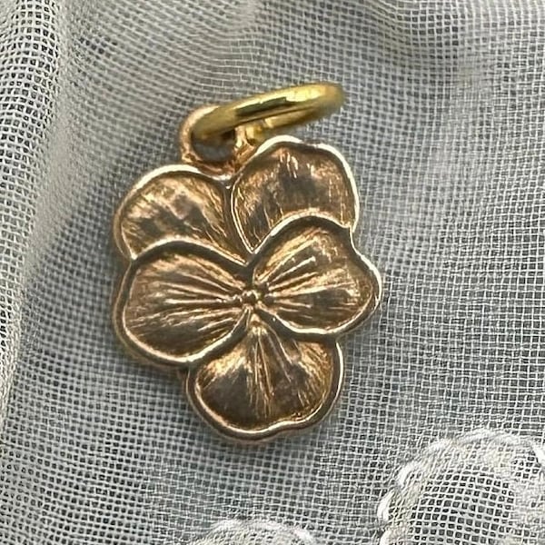 Vintage Victorian Raw Brass TINY PANSY FLOWER Floral Charm for Necklace Pendant Gold Stamping Romantic Gift Jewelry Making Earrings Dainty