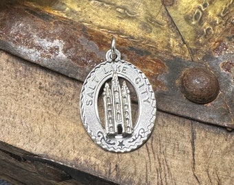 Vintage Sterling Silver SALT LAKE CITY Utah Temple Travel Charm Souvenir 2g Finding Bracelet Necklace Anklet Mormon Latter Day Saints