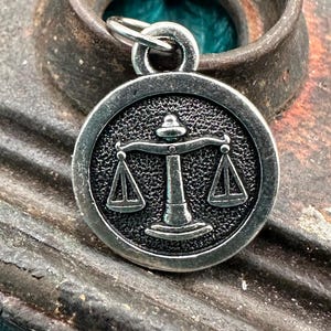 Vintage Style Silvertone LIBRA ZODIAC ROUND Pendant Charm for Necklace Silver Jewelry Making Supplies Trendy Chunky Tierracast Tag