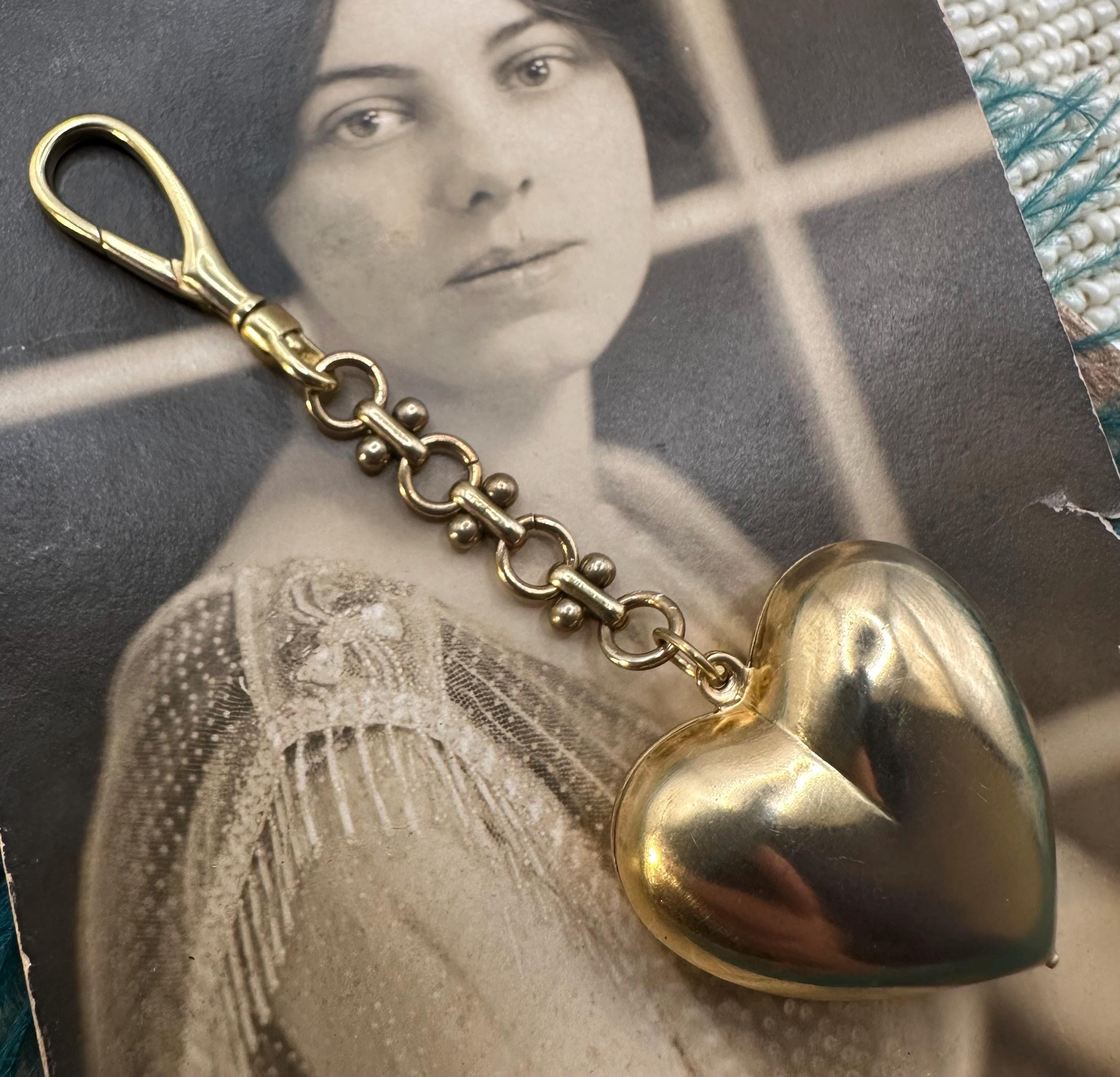 ヴィンテージ 生真鍮 ビクトリアン 大きなふっくらハート型財布