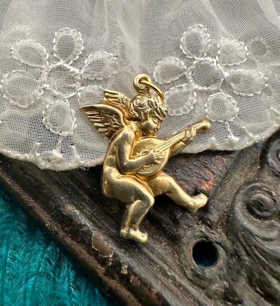 Vintage Raw Brass Victorian Style ROCKING CHERUB ANGEL Baby Charm