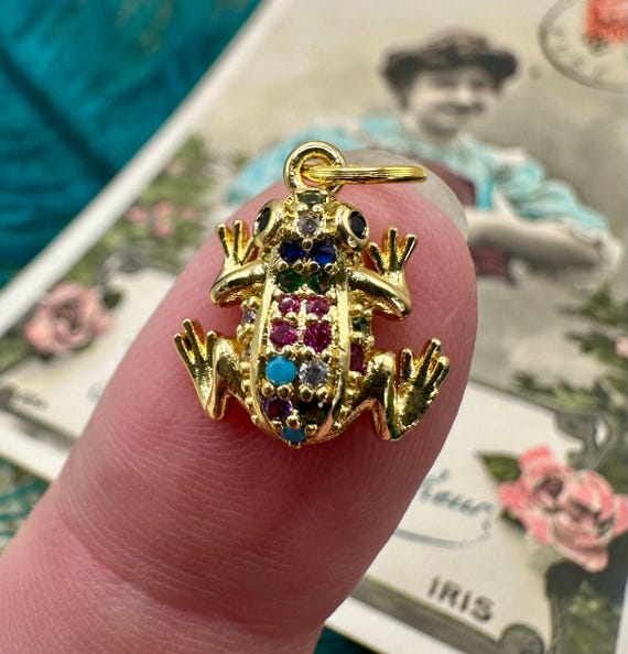 Frog Jeweled Pendant Hand Two-Sided Vintage Mirror Vintage Frog Sparkly Rhinestone with Green Eyes Gold Tone  main image 3