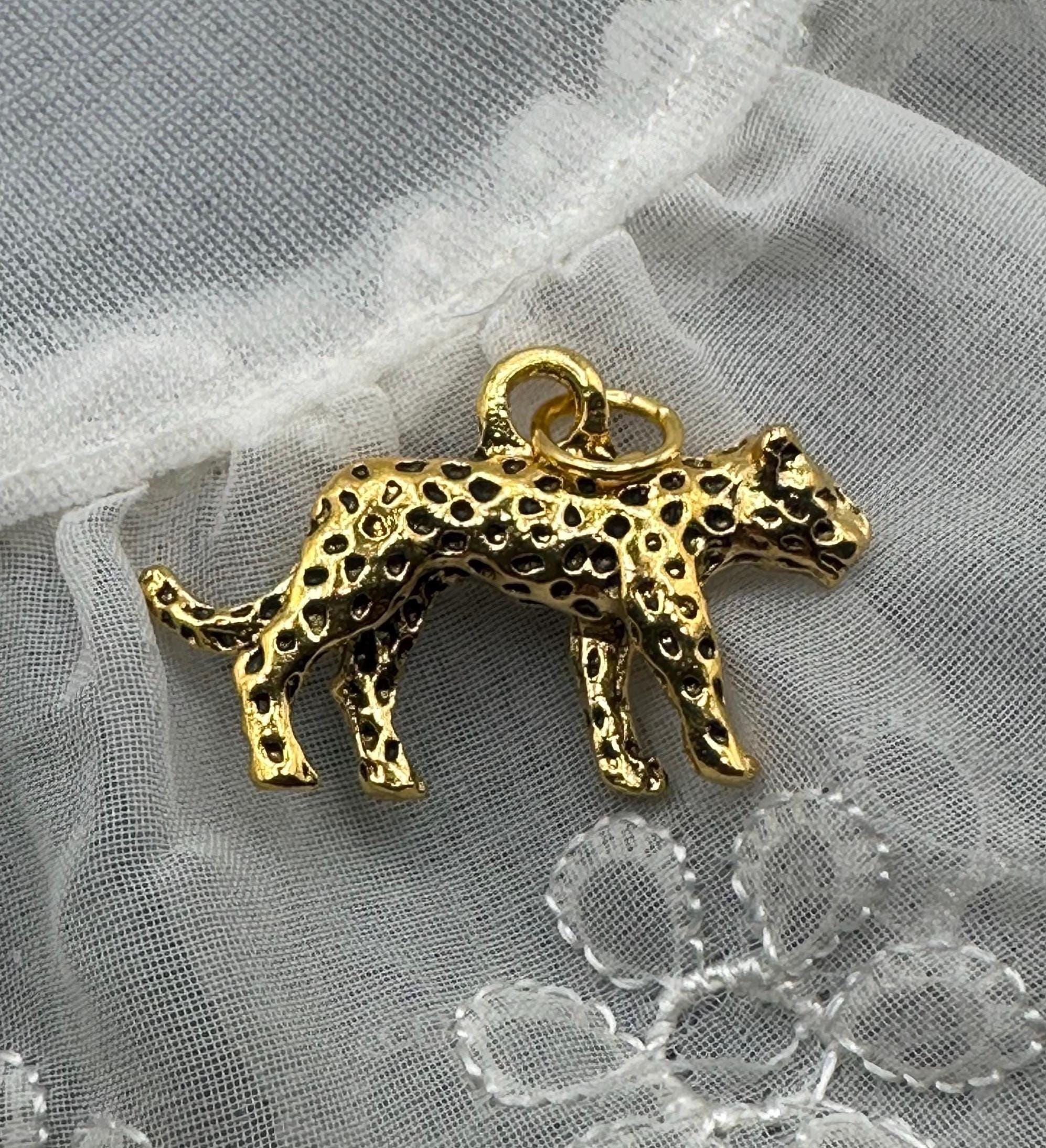 ネックレス・ペンダント Gold Crystal Tribal Leopard Head Bib Necklace 51pJ-uRdt8L._AC_SX385_.jpg