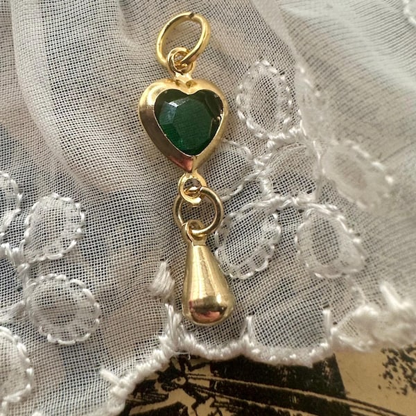 Vintage Style TINY Emerald GREEN HEART Teardrop Dangle Gold Charm Pendant for Necklace Bracelet Anklet Earrings Gift Her May Birthstone