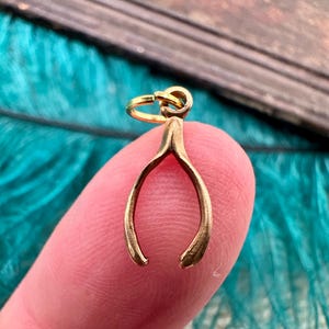 Vintage Raw Brass TINY LUCKY WISHBONE Charm Pendant for Necklace Gold Stamping Jewelry Making Bracelet Earrings Anklet Gift Her Good Luck
