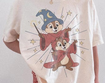 Comfort Colors Disney Chip N Dale-kostym Mickey Sorcerer-t-shirt, Disney-resetröja, Disneyland-familjematchningströja, Disney 2026-tröja