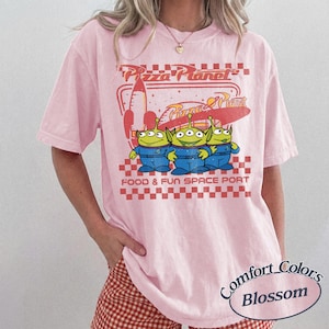 Pizza Planet Aliens Comfort Colors T-shirt, Toy Story Mat Rymden Port T-shirt Blossom/Light Pink