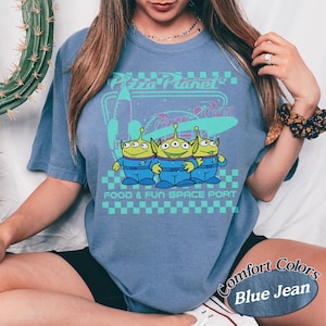 Pizza Planet Aliens Comfort Colors T-shirt, Toy Story Mat Rymden Port T-shirt Blue Jean