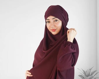Conjunto Jilbab Premium de dos piezas en color granate: elegante prenda de seda Nidha coreana