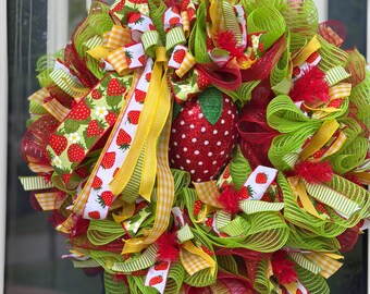 Summer Strawberry Wreath