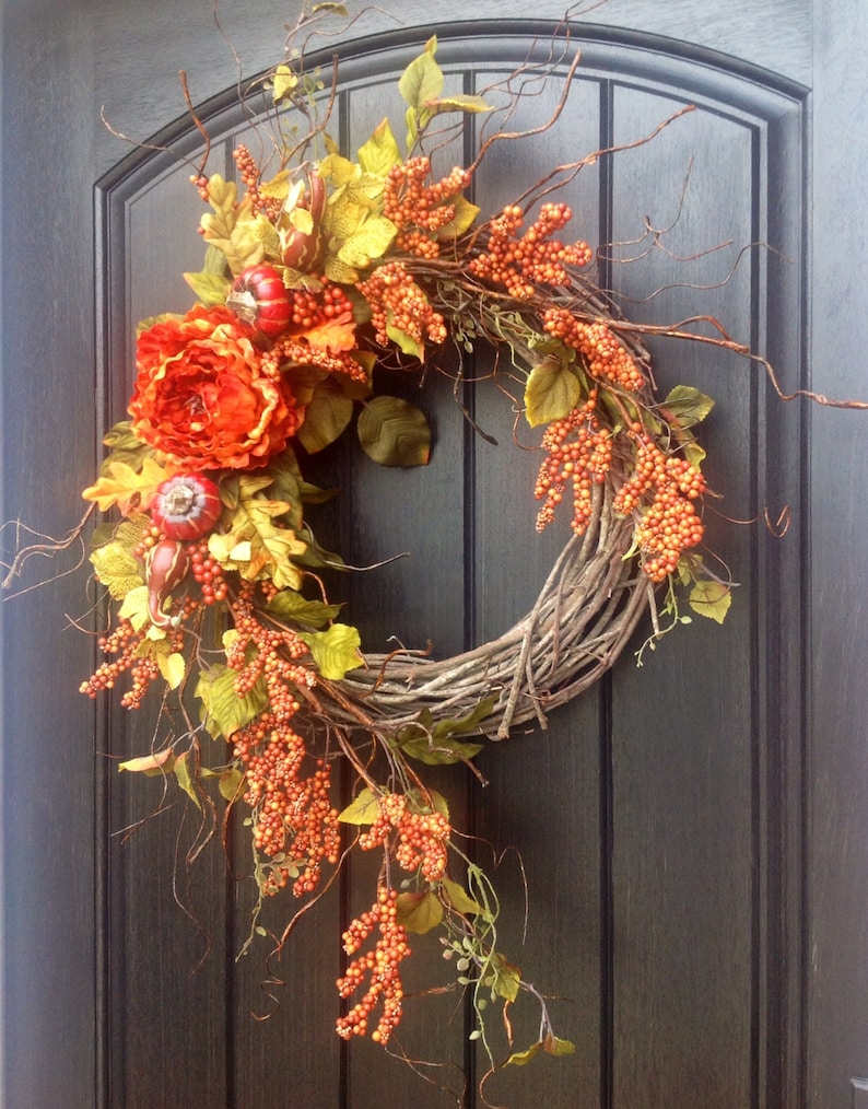 Fall Wreath Thanksgiving Wreath Halloween Orange Berry Branches Wispy Twig Grapevine Door Wreath Decor Indoor Outdoor Decoration