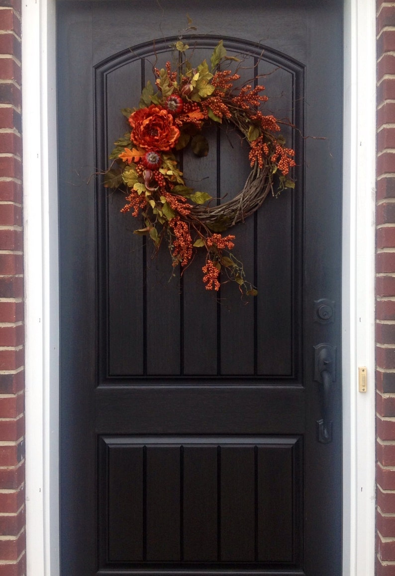 Fall Wreath Thanksgiving Wreath Halloween Orange Berry Branches Wispy Twig Grapevine Door Wreath Decor Indoor Outdoor Decoration