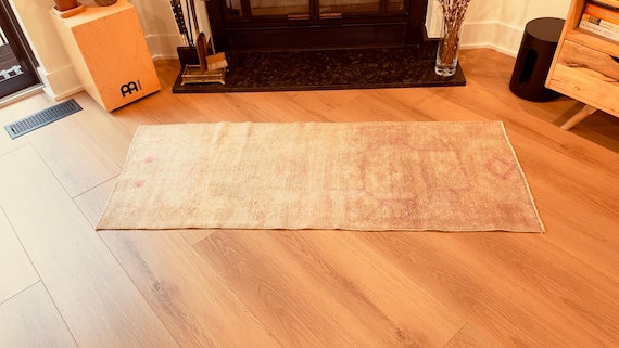 Pinky Cream Runner Rug 26x64 in, Vintage Turkish Hand Knotted Wool Rug, Faded Anatolian Hallway Runner, Boho Entryway Decor 65x163 cm - hand-loomed wool area rug, natural dyes