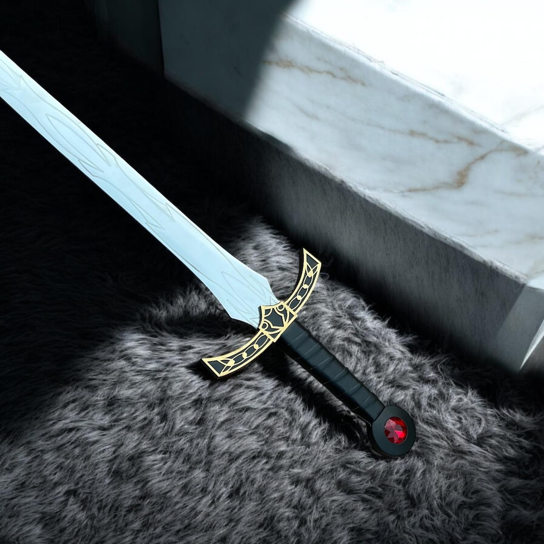 Goldryn Throne of Glass Replica Sword | Handcrafted Prop With Gold ...