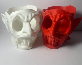 Vampire Skull Desk Organizer: Gothic Horror Pen Holder