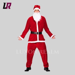 Aangepast kerstmanpak: klassiek kerstkostuum met hoed en baard