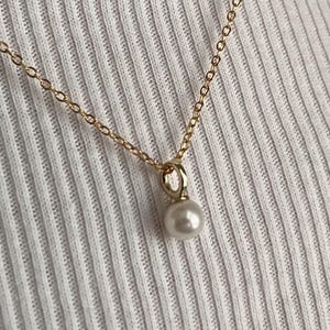 Freshwater Pearl Drop Minimal Necklace Pendant, 14K Gold, Single Pearl Pendant, Bridesmaid Gift for Her, Mom Gift, Wedding Bridal Jewelry