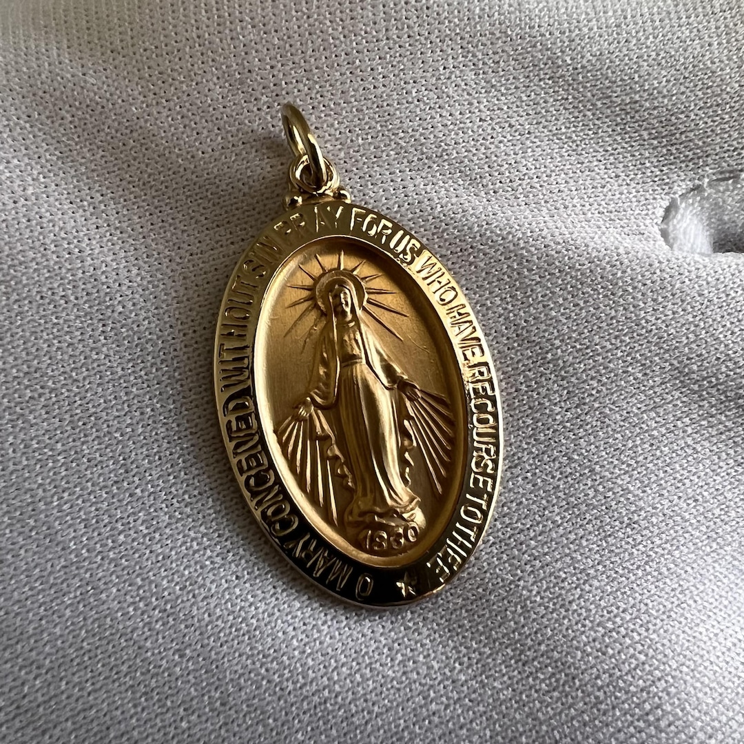 14K Gold Miraculous Medal Virgin Mary Necklace Pendant, Confirmation ...