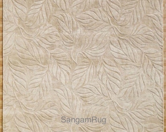 Handtufted Viscose Rug: Beige Embossed Leaf Pattern, Modern Elegant Decor