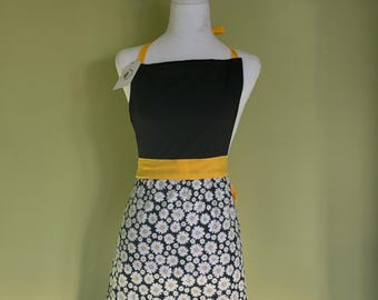 Cheerful Daisies Cotton Apron