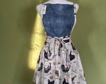 Fartuch bawełniany w stylu vintage z kogutami