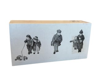 Department 56 Heritage Village Collection Christmas At The Park *Broken Piece*