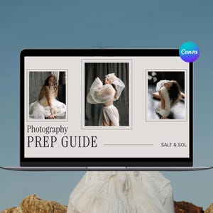 Puede incluir: Una pantalla de portátil que muestra una guía de preparación de fotografía con el texto Photography PREP GUIDE y SALT & SOL. La pantalla presenta tres fotografías enmarcadas de una persona con ropa blanca sobre fondos oscuros y un logo Canva.