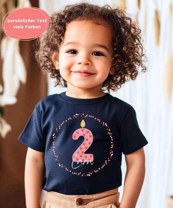 Geburtstagsshirt Baby T Shirt 1 2 3 Jahre | personalisiert mit Name und Zahl | Geschenk Geburtstag Kind Junge Mädchen – Herz Kerze